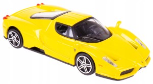 FERRARI ENZO MODEL METALOWY BBURAGO 1:43 ŻÓŁTY