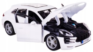 PORSCHE MACAN TURBO MODEL METAL BBURAGO 1:24 BIAŁY