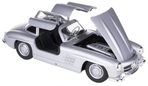 MERCEDES-BENZ 300 SL MODEL METALOWY WELLY 1:24 SREBRNY