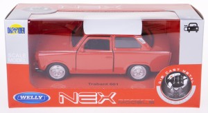 TRABANT 601 MODEL METALOWY WELLY 1:34/39 CZERWONY
