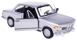 BMW 2002TII 1972 MODEL METALOWY BBURAGO 1:32 SREBRNY