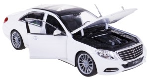 MERCEDES-BENZ S-CLASS MODEL METAL WELLY 1:24 BIAŁY