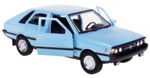 FSO POLONEZ 1500 MR `78 BOREWICZ MODEL METAL WELLY 1:34/39 BŁĘKITNY