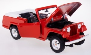 JEEP JEEPSTER COMMANDO ROADSTER 1967 MODEL METALOWY WELLY 1:24 CZERWONY