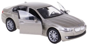 BMW 535i METALOWY MODELOWY WELLY 1:34-39 ZŁOTY
