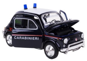 FIAT NUOVA 500 CARABINIERI MODEL METALOWY WELLY 1:24