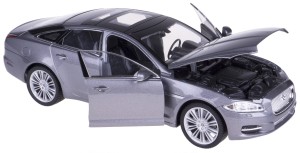 JAGUAR XJ METALOWY MODEL WELLY 1:24 AUTOKOLEKCJA