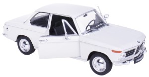 BMW 2002TI MODEL METALOWY WELLY 1:24 ECRU